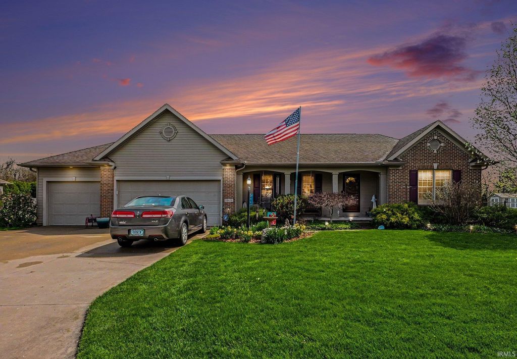 Photo of 58438 Westleaf Manor Boulevard, Elkhart, IN 46517 (MLS # 202613747)