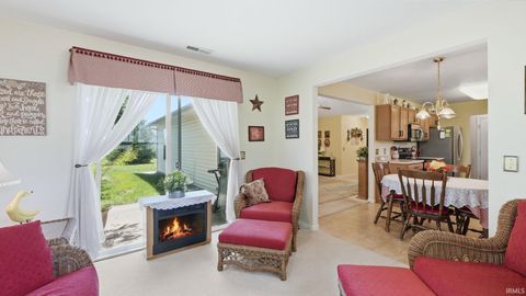 Tiny photo for 1075 Granary Court, Bluffton, IN 46714 (MLS # 202625453)