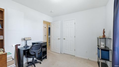 Tiny photo for 1075 Granary Court, Bluffton, IN 46714 (MLS # 202625453)