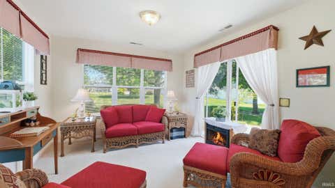 Tiny photo for 1075 Granary Court, Bluffton, IN 46714 (MLS # 202625453)