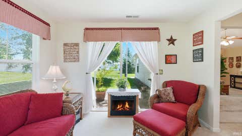 Tiny photo for 1075 Granary Court, Bluffton, IN 46714 (MLS # 202625453)