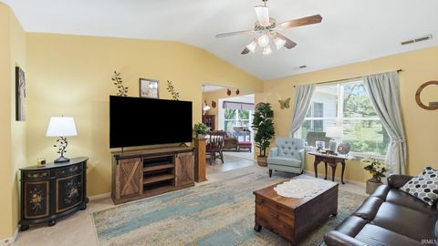 Tiny photo for 1075 Granary Court, Bluffton, IN 46714 (MLS # 202625453)