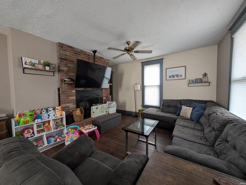 Tiny photo for 1115 State Street, Vincennes, IN 47591 (MLS # 202601149)