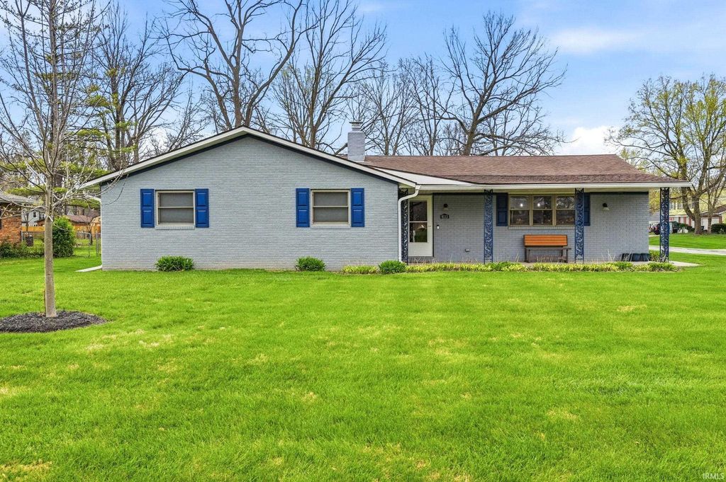 Photo of 9113 W Lone Beech Drive, Muncie, IN 47304 (MLS # 202613328)