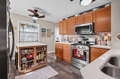 Tiny photo for 2525 Lafayette Drive, Lafayette, IN 47909 (MLS # 202641526)