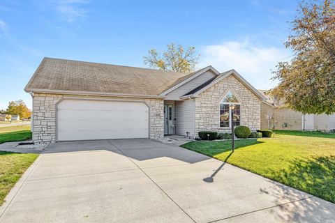 Photo of 1408 Katherine Street, Auburn, IN 46706 (MLS # 202544300)