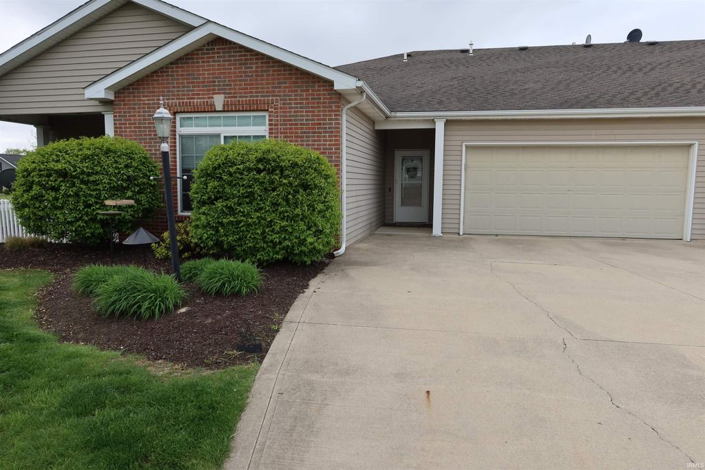 Photo of 415 Union Station Drive, Fort Wayne, IN 46814 (MLS # 202617703)