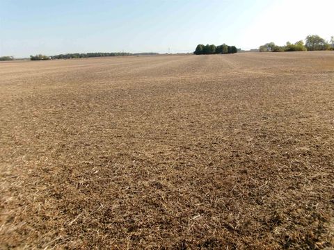 Photo of Bare Land 550 South, Peru, IN 46970 (MLS # 202541737)
