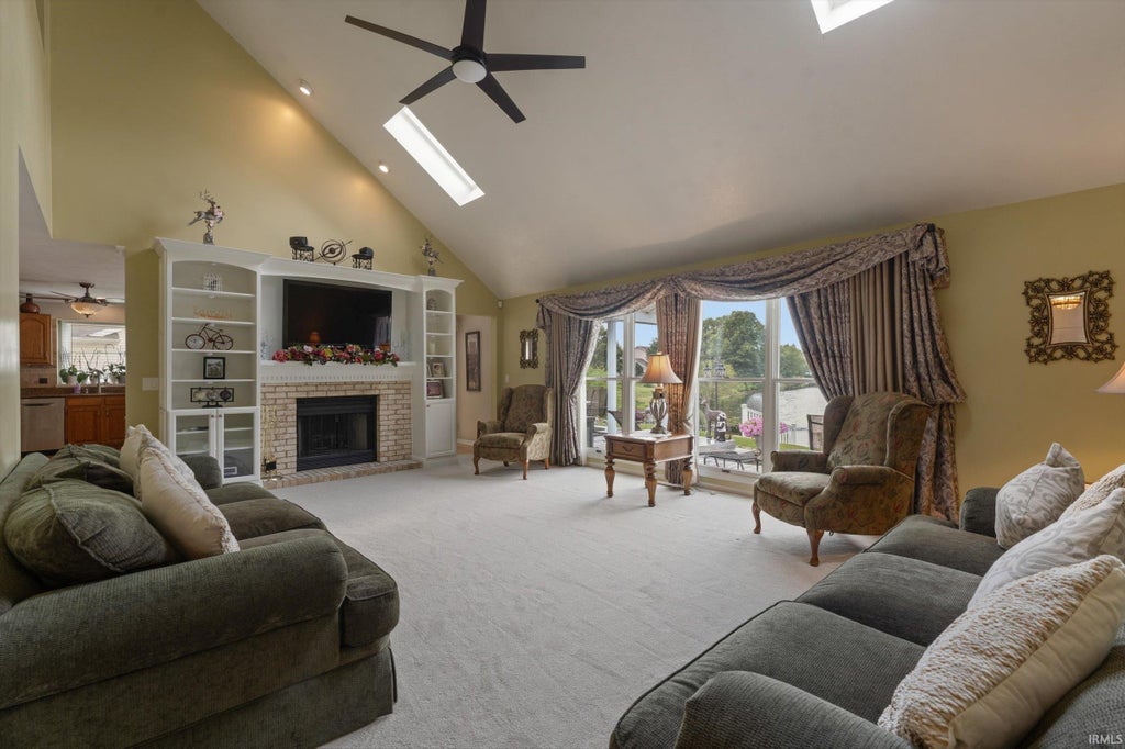 Photo of 1033 Hermitage Drive, South Bend, IN 46614 (MLS # 202626636)