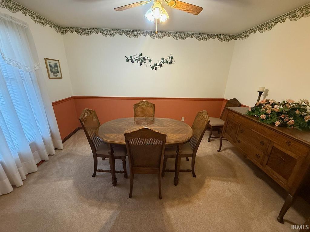 Photo of 7733 Ridgemont Drive, Newburgh, IN 47630 (MLS # 202607343)