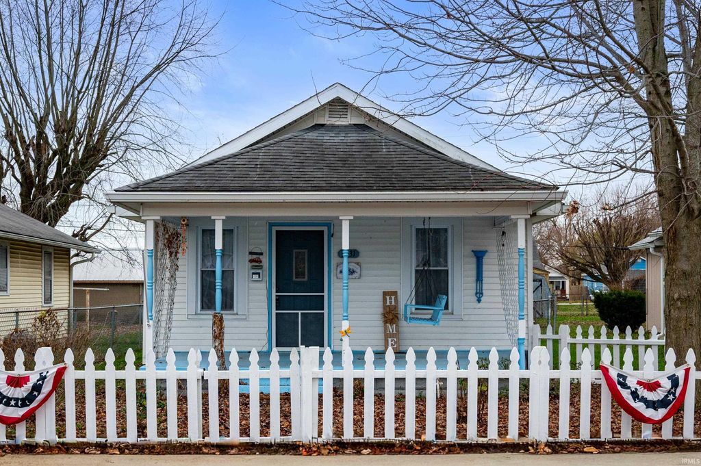 Photo of 1631 P Avenue, New Castle, IN 47362 (MLS # 202547790)