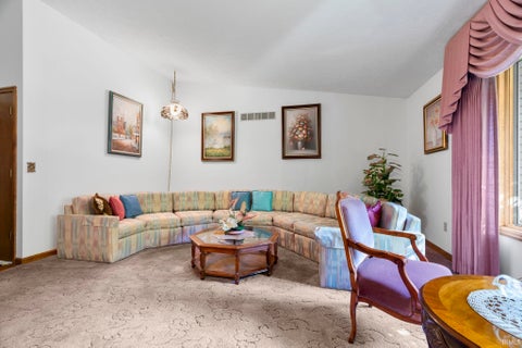 Tiny photo for 8402 Timber Lane, Lafayette, IN 47905 (MLS # 202642033)