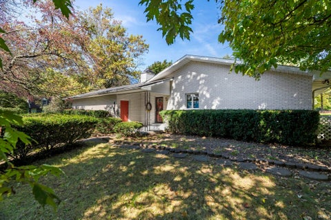 Tiny photo for 8402 Timber Lane, Lafayette, IN 47905 (MLS # 202642033)