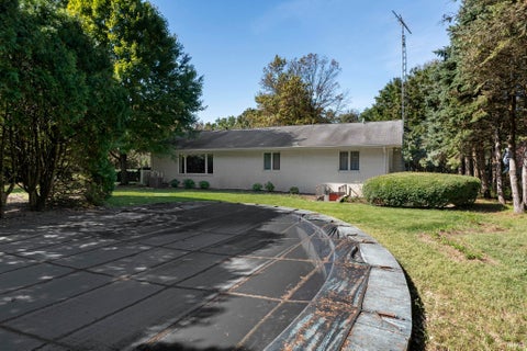 Tiny photo for 8402 Timber Lane, Lafayette, IN 47905 (MLS # 202642033)