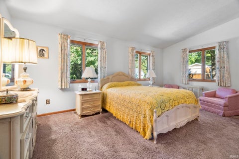 Tiny photo for 8402 Timber Lane, Lafayette, IN 47905 (MLS # 202642033)