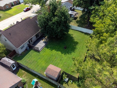 Tiny photo for 641 Woodbriar Court, Evansville, IN 47715 (MLS # 202632972)