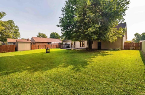 Tiny photo for 641 Woodbriar Court, Evansville, IN 47715 (MLS # 202632972)