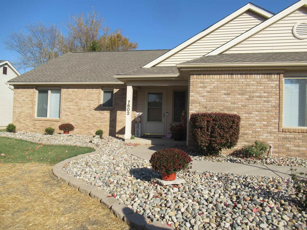Photo of 7802 Morning Gate Court, Fort Wayne, IN 46804 (MLS # 202544434)
