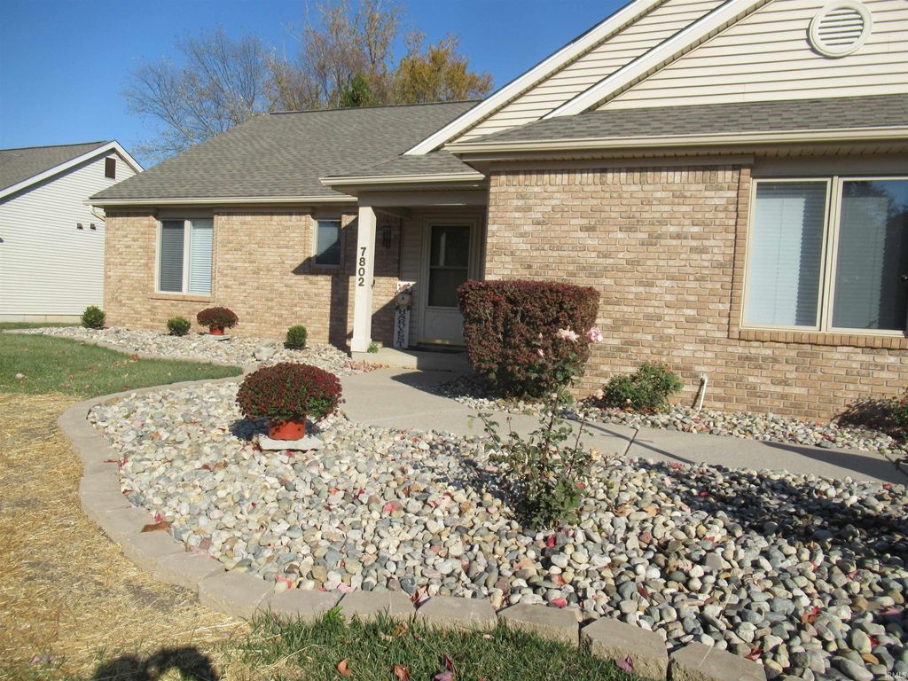 Photo of 7802 Morning Gate Court, Fort Wayne, IN 46804 (MLS # 202544434)