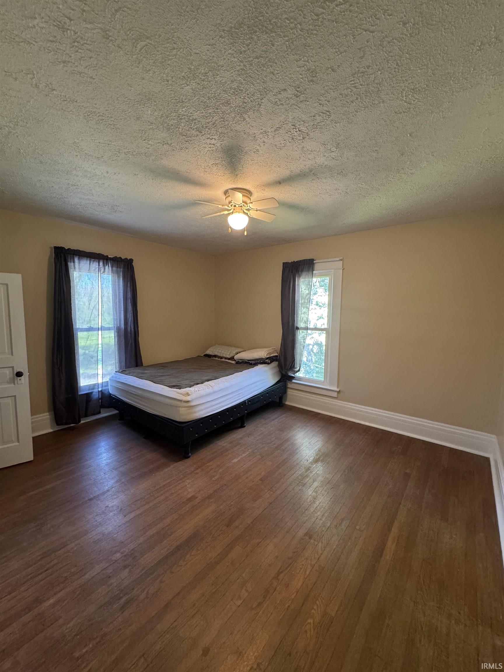 Earl Park, Indiana 47942, United States, 4 Bedrooms Bedrooms, ,2 BathroomsBathrooms,Residential,Active,129930