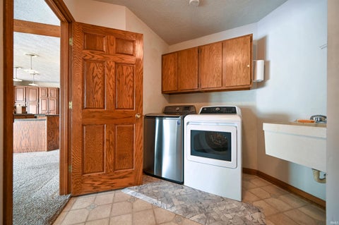 Tiny photo for 11110 Par Court, Kokomo, IN 46901 (MLS # 202638285)