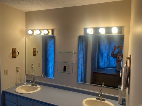 Tiny photo for 11110 Par Court, Kokomo, IN 46901 (MLS # 202638285)