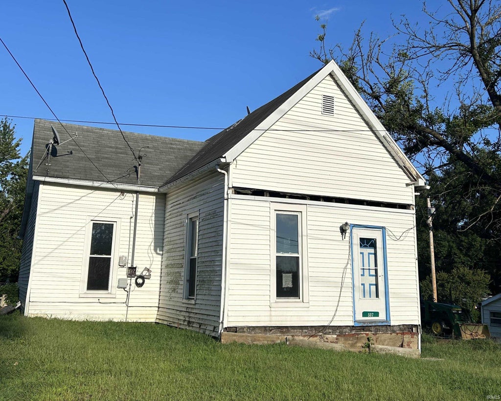 Photo of 507 N Sixth Street, Boonville, IN 47601 (MLS # 202636663)