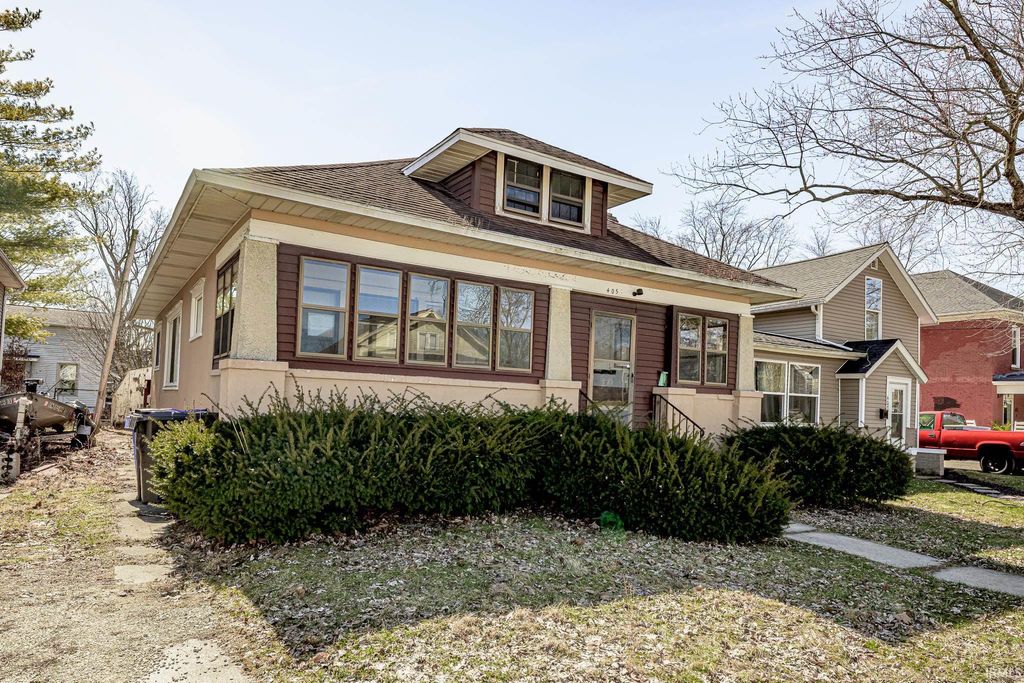 Photo of 405 W Market Street, Columbia City, IN 46725 (MLS # 202606938)