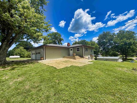 Photo of 7207 S Bakersfield Road, Bloomington, IN 47401 (MLS # 202624322)
