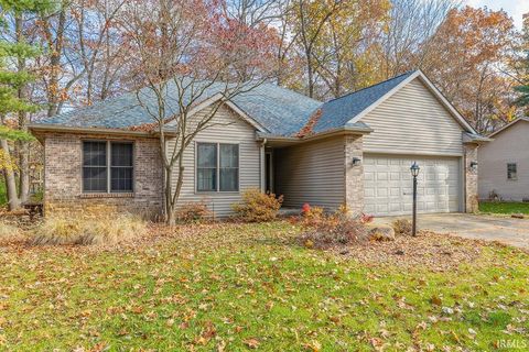 Photo of 53086 Pine Brook Drive, Bristol, IN 46507 (MLS # 202546506)