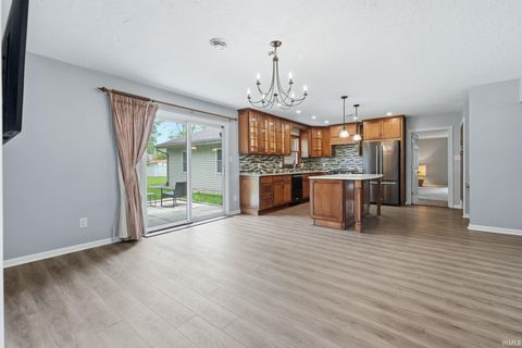 Tiny photo for 1818 Westgate Drive, Fort Wayne, IN 46808 (MLS # 202618408)