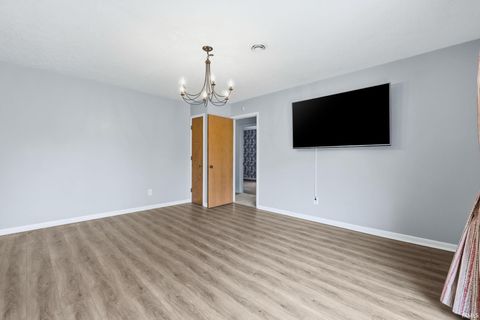 Tiny photo for 1818 Westgate Drive, Fort Wayne, IN 46808 (MLS # 202618408)