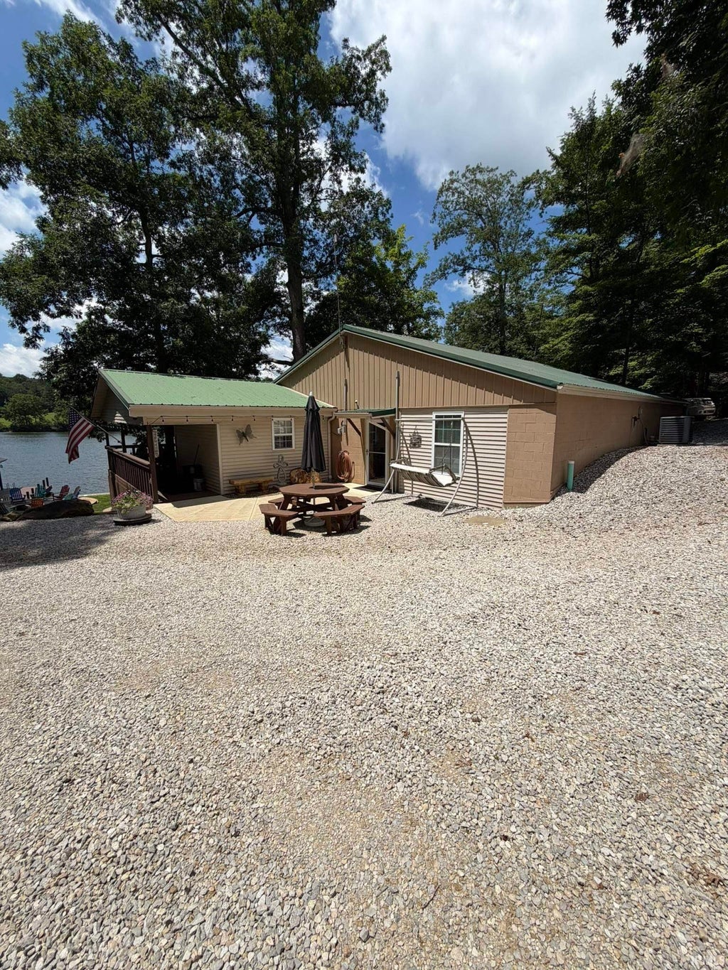 Photo of 1309 N 315 E Road, Jasper, IN 47546 (MLS # 202629582)