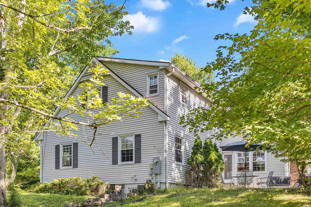 Photo of 4520 E Cambridge Court, Bloomington, IN 47408 (MLS # 202638384)