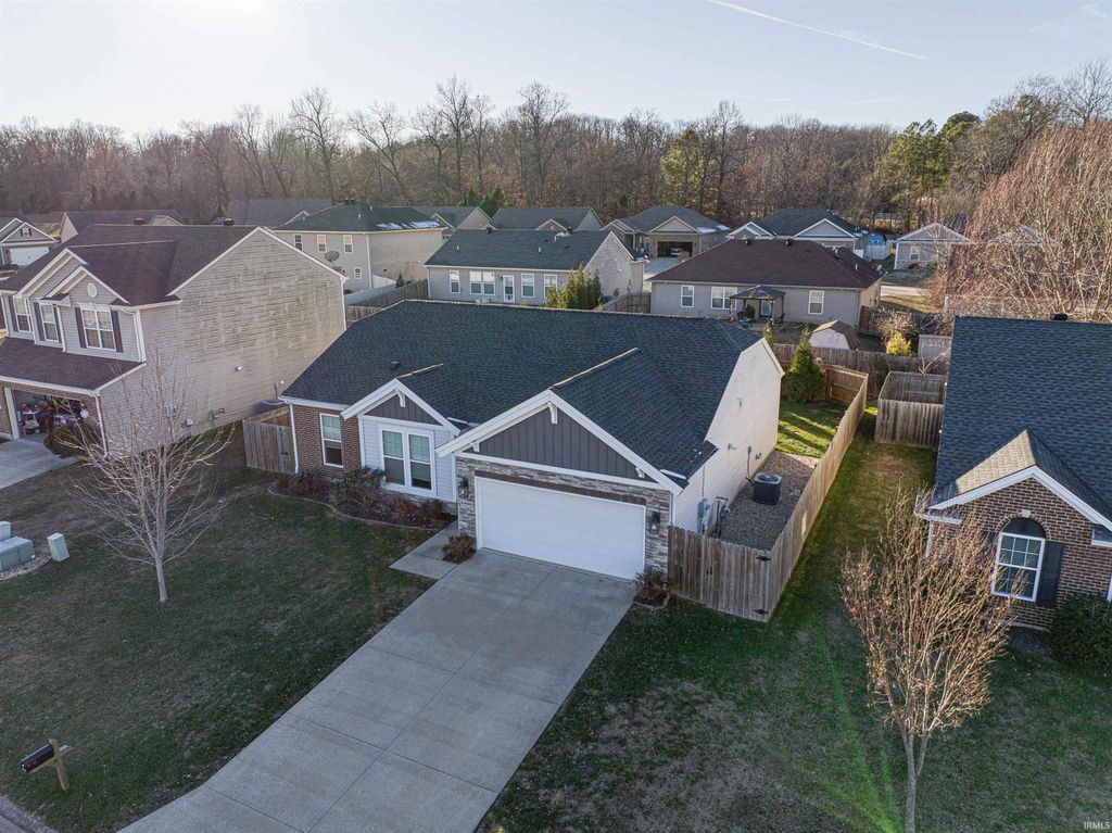 Photo of 11404 Caracaras Court, Evansville, IN 47725 (MLS # 202549039)