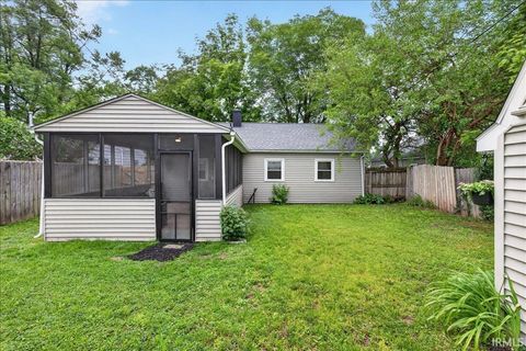Tiny photo for 2184 Ulen Lane, Lafayette, IN 47904 (MLS # 202619534)