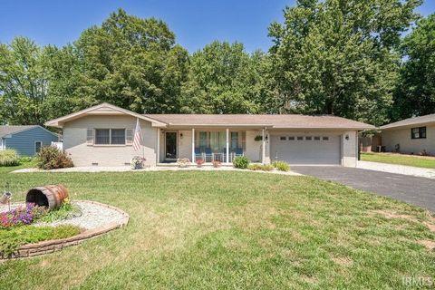 Photo of 218 HOLIDAY Lane, Greentown, IN 46936 (MLS # 202628161)