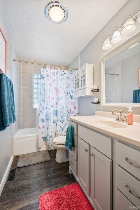 Tiny photo for 218 HOLIDAY Lane, Greentown, IN 46936 (MLS # 202628161)