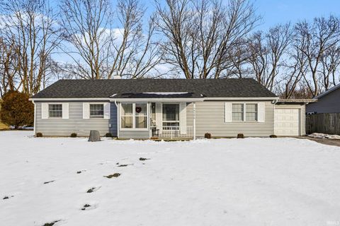 Photo of 59596 Garver Avenue, Elkhart, IN 46517 (MLS # 202604470)
