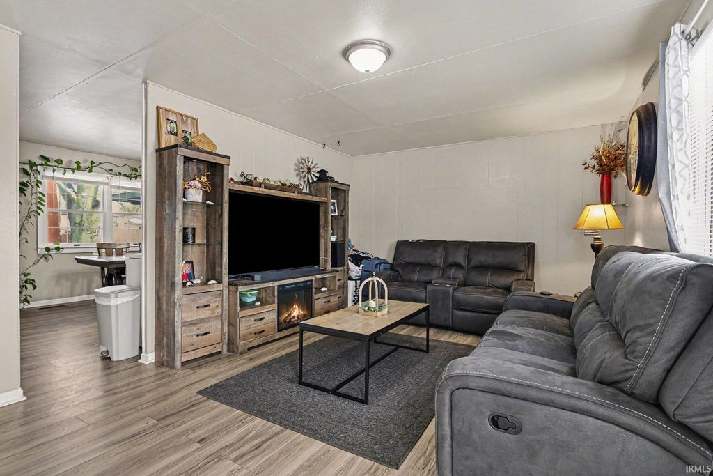 Photo of 59596 Garver Avenue, Elkhart, IN 46517 (MLS # 202604470)