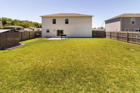 Tiny photo for 15141 Shakespeare Drive, Evansville, IN 47725 (MLS # 202618354)