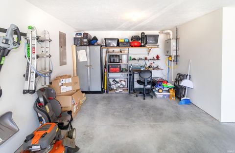Tiny photo for 15141 Shakespeare Drive, Evansville, IN 47725 (MLS # 202618354)