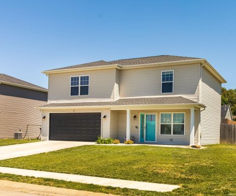 Tiny photo for 15141 Shakespeare Drive, Evansville, IN 47725 (MLS # 202618354)