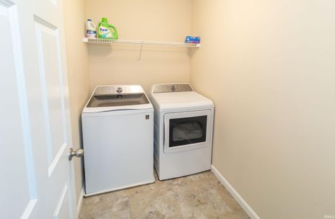 Tiny photo for 15141 Shakespeare Drive, Evansville, IN 47725 (MLS # 202618354)