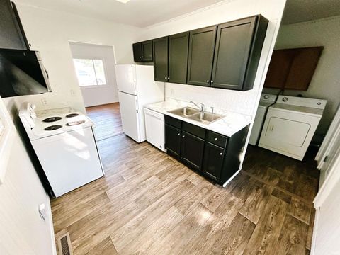 Tiny photo for 1803 Pierce Street, Lafayette, IN 47904 (MLS # 202540478)