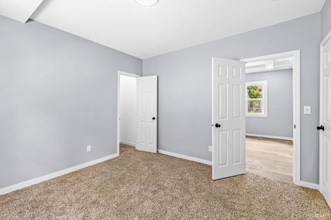 Tiny photo for 703 Portage Court, South Bend, IN 46616 (MLS # 202536103)