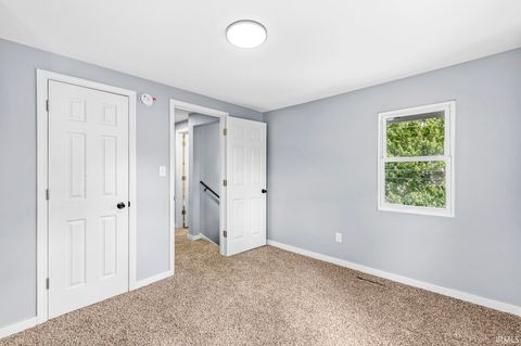 Tiny photo for 703 Portage Court, South Bend, IN 46616 (MLS # 202536103)