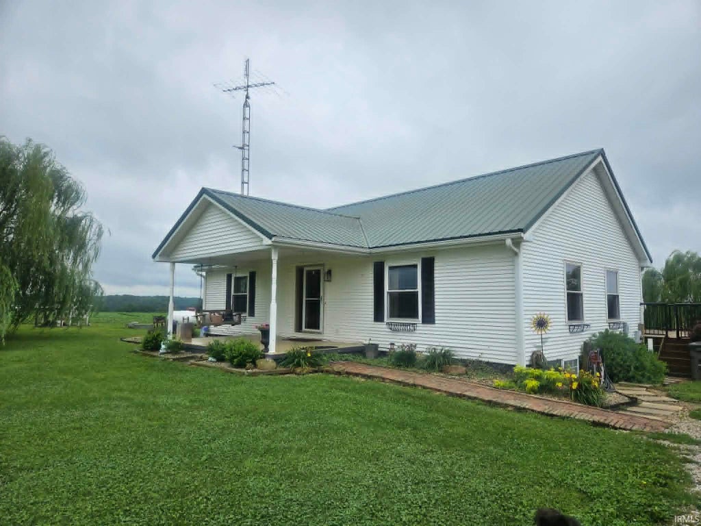 Photo of 13612 E 800 S Road, Loogootee, IN 47553 (MLS # 202625702)