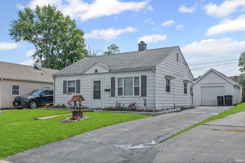 Tiny photo for 2901 Elk Street, Lafayette, IN 47904 (MLS # 202533760)