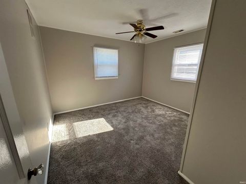 Tiny photo for 2901 Elk Street, Lafayette, IN 47904 (MLS # 202533760)